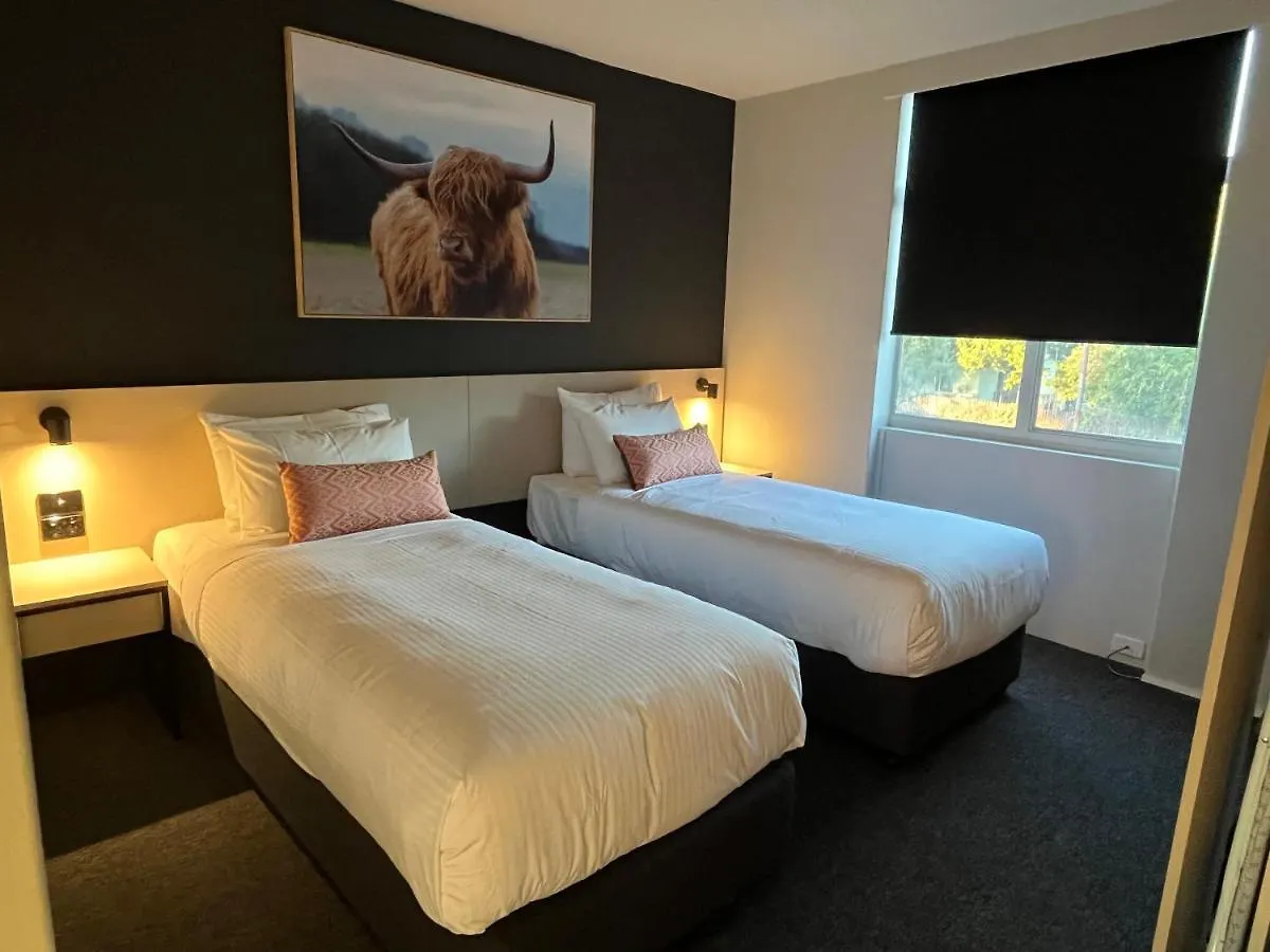 Nightcap At Barkly Hotel Mount Isa